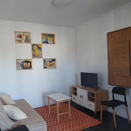 'Mango' 1-Bedroom Apartment, 2Nd Floor
